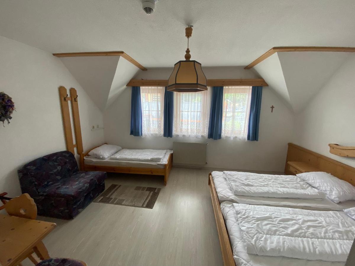 Waldschloessl Gasthof St. Lorenzen ob Murau Exterior foto